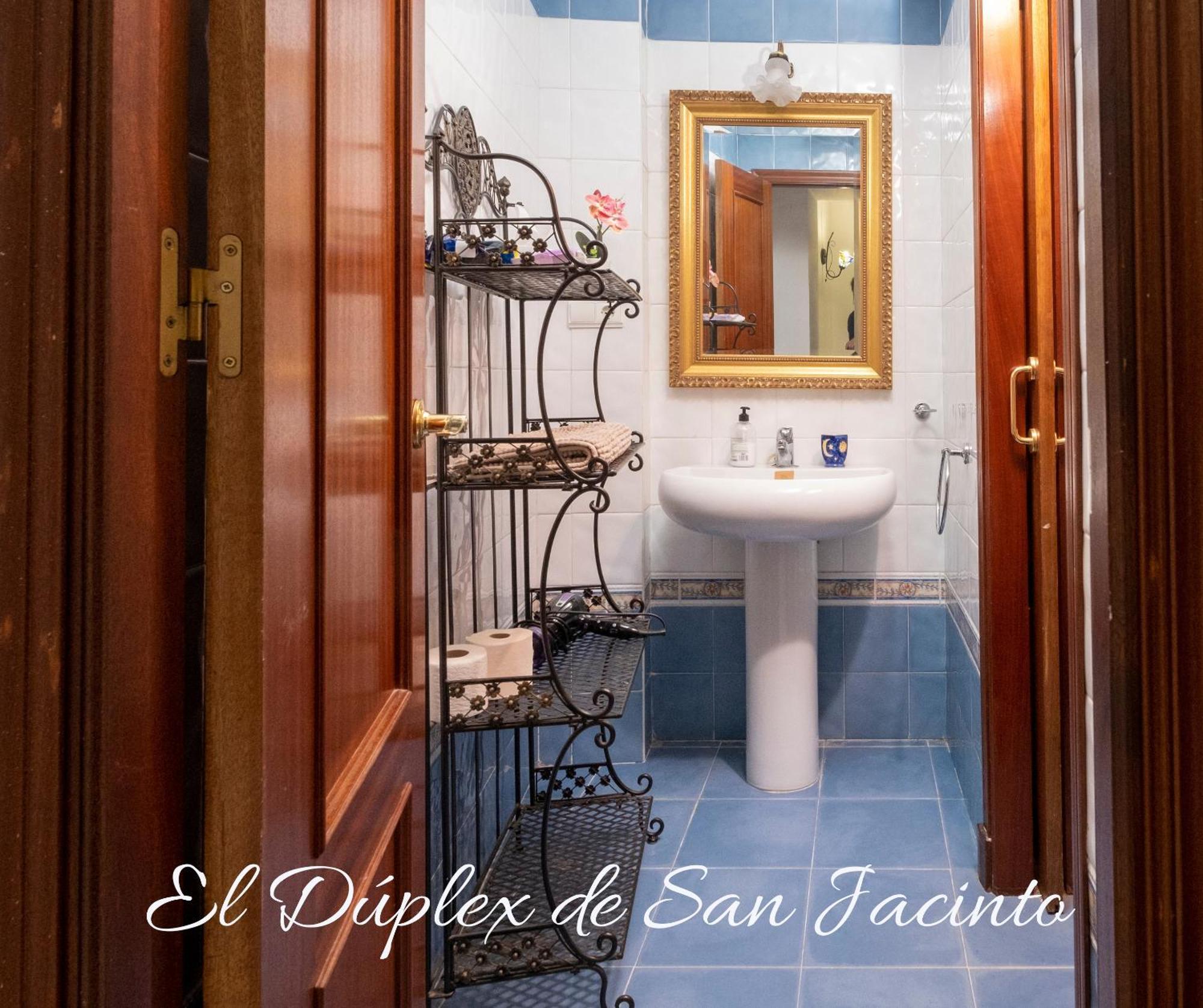 דירות סביליה El Duplex De San Jacinto מראה חיצוני תמונה